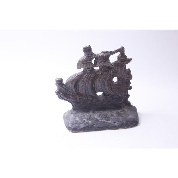 Santa María, Cast Iron Sailing Ship, Door Stop, 6 inches, Book End, Home Decor - Picture 1 of 3
